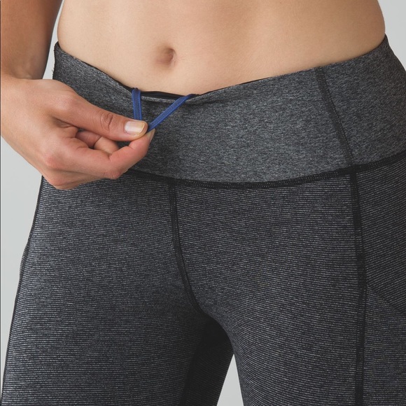 NWT Lululemon Speed Tight Wee Stripe Black Lux 4 - Picture 2 of 5